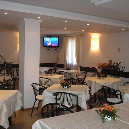 Albergo Romagna 프라타 테르메 외부 사진