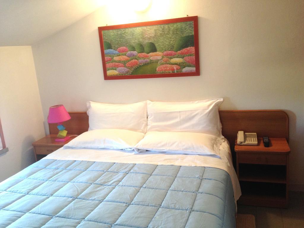 Albergo Romagna 프라타 테르메 객실 사진