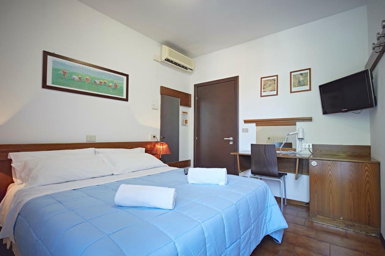 Albergo Romagna 프라타 테르메 외부 사진