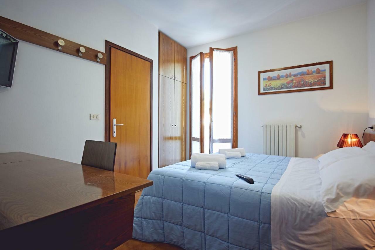 Albergo Romagna 프라타 테르메 외부 사진