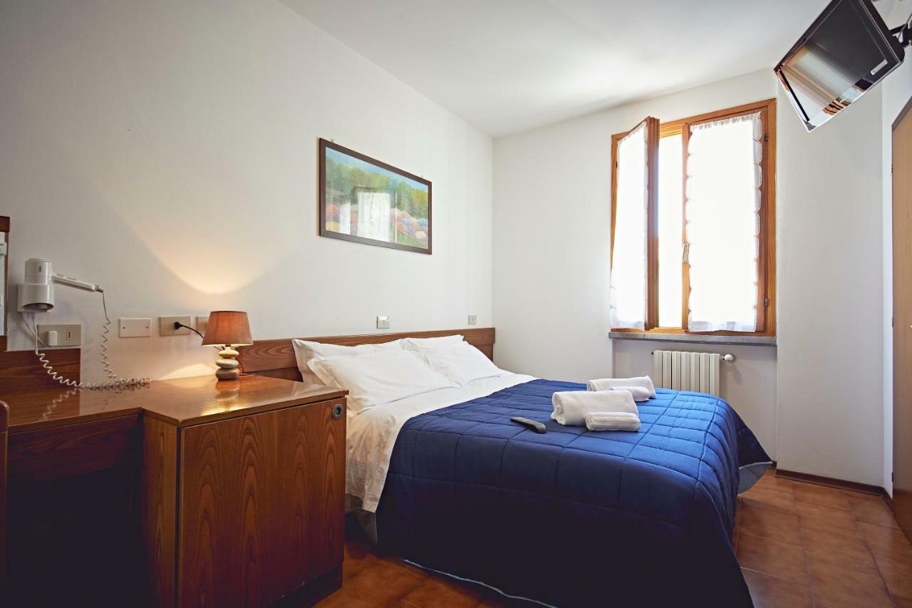 Albergo Romagna 프라타 테르메 외부 사진