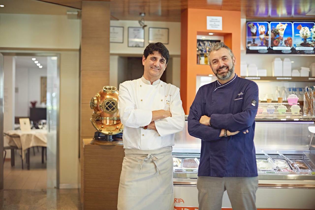Albergo Romagna 프라타 테르메 외부 사진